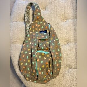 Kavu Rope Sling bag in Fun Foulard Print